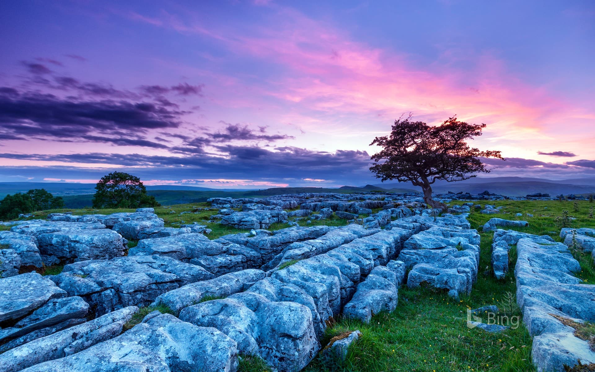 Bing Wallpaper: Sunset over Winskill Stones in the Yorkshire Dales National Park, England