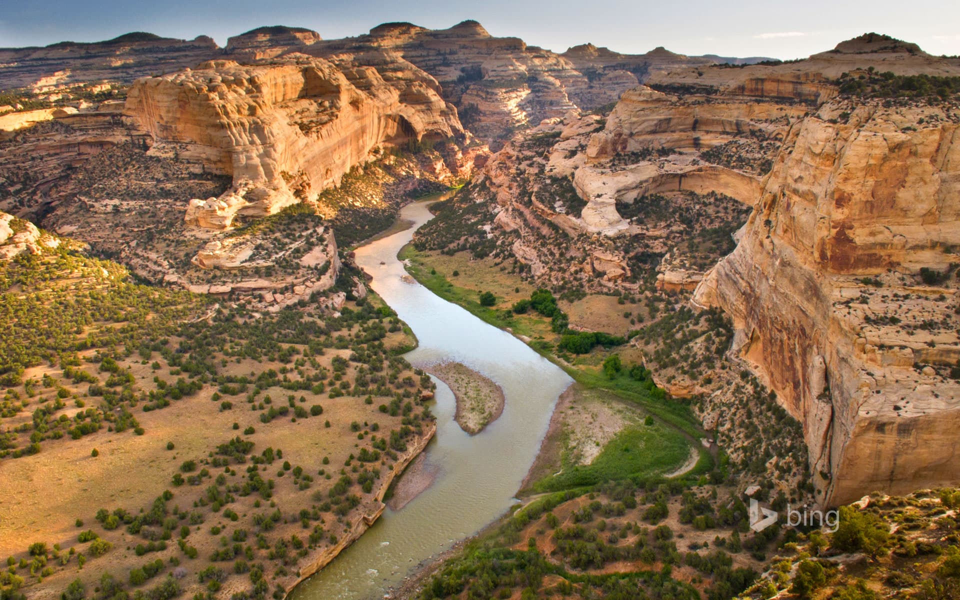Bing Wallpaper: Yampa River flowing through Dinosaur National Monument, Colorado